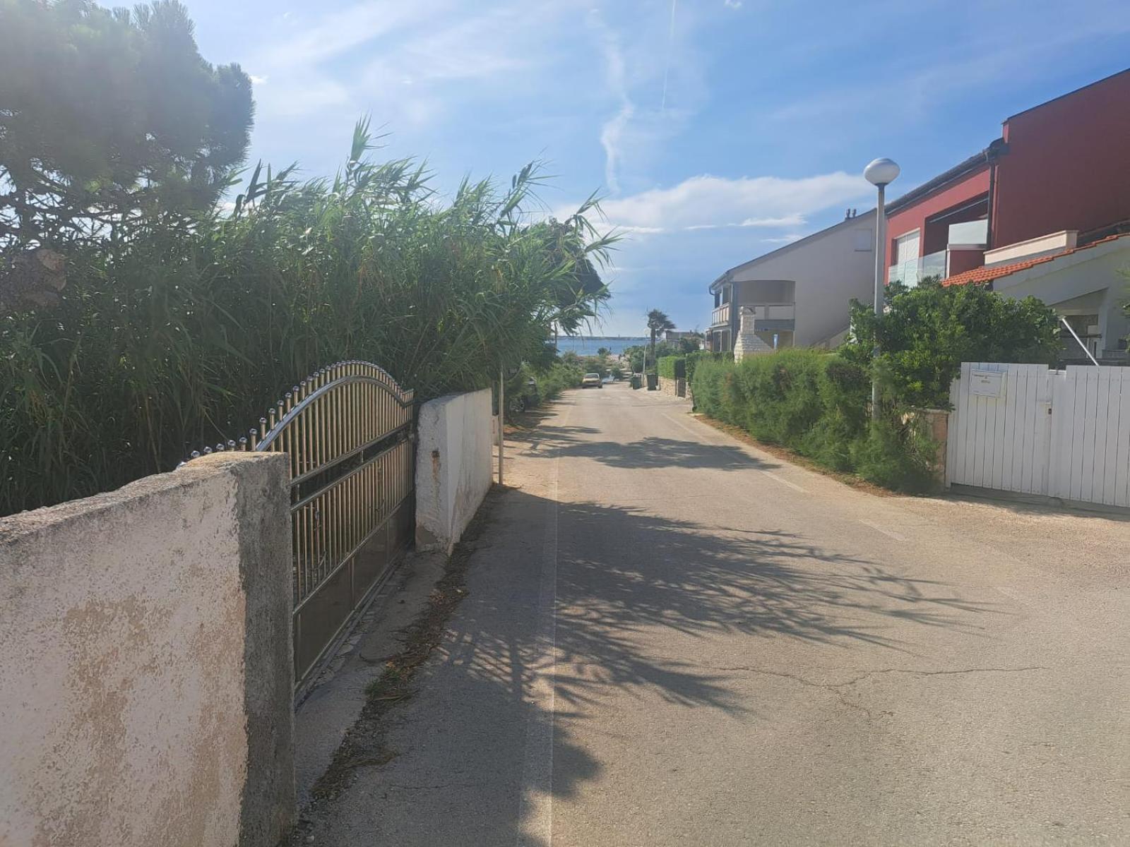 Apartmani Vukadin Vir Eksteriør billede